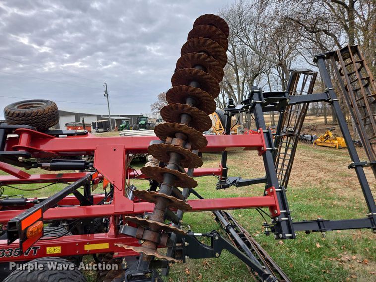 image for item DT4591 2019 Case 335VT field cultivator