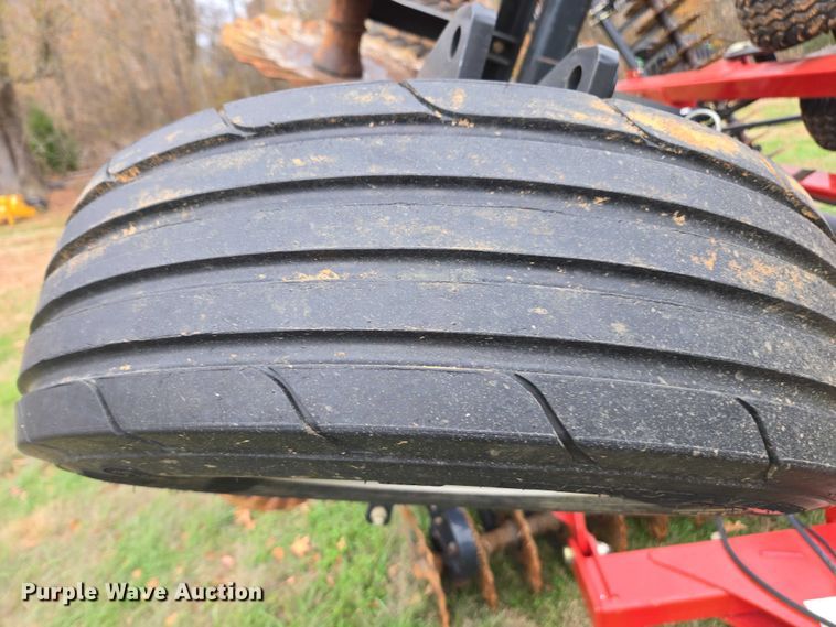 image for item DT4591 2019 Case 335VT field cultivator