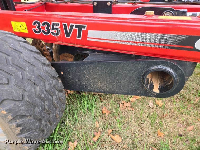 image for item DT4591 2019 Case 335VT field cultivator