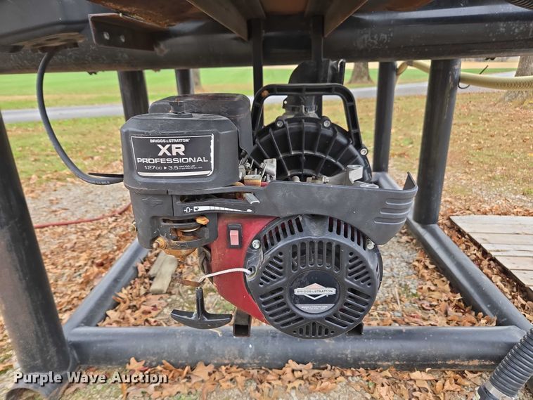 image for item DT4593 2000 Gallon tank Poly tank