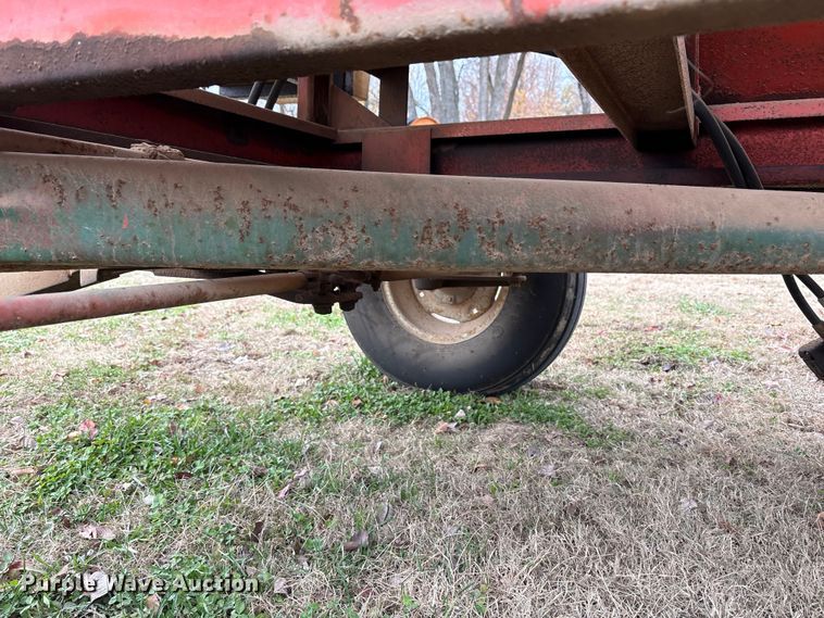 image for item DT4594 Ficklin 231 gravity wagon