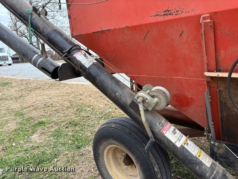 image for item DT4594 Ficklin 231 gravity wagon