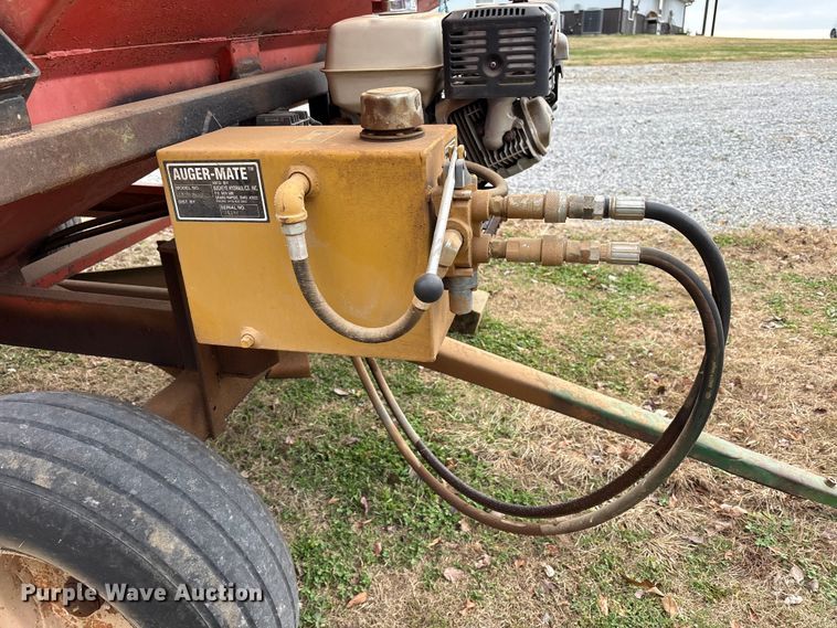 image for item DT4594 Ficklin 231 gravity wagon