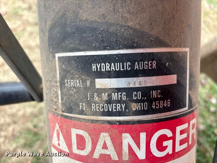 image for item DT4594 Ficklin 231 gravity wagon