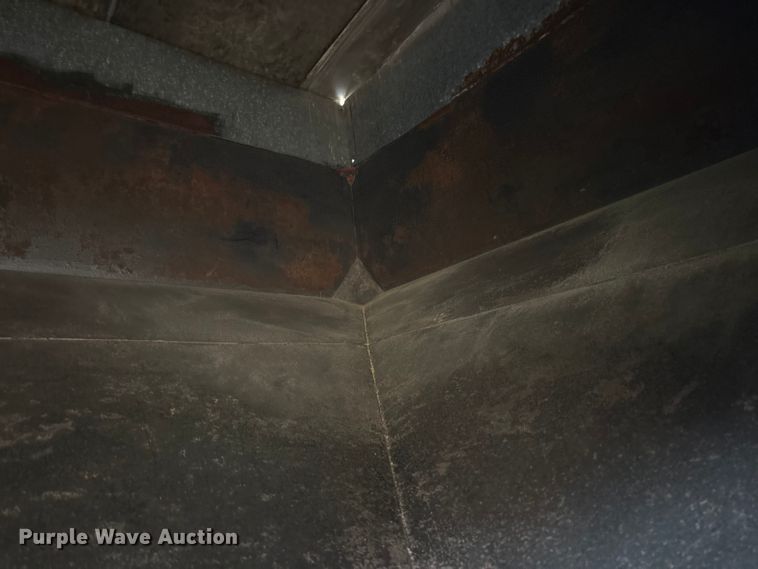 image for item DT4594 Ficklin 231 gravity wagon