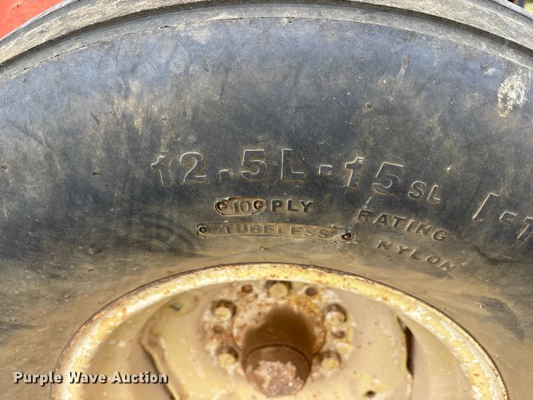 image for item DT4594 Ficklin 231 gravity wagon