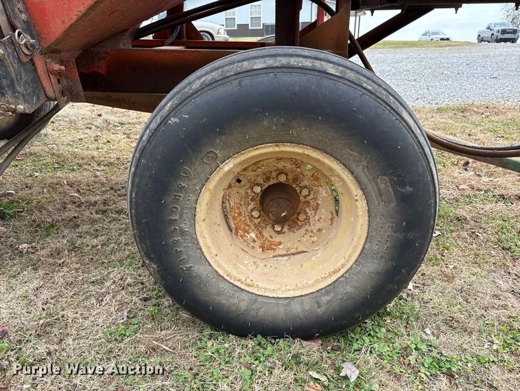 image for item DT4594 Ficklin 231 gravity wagon