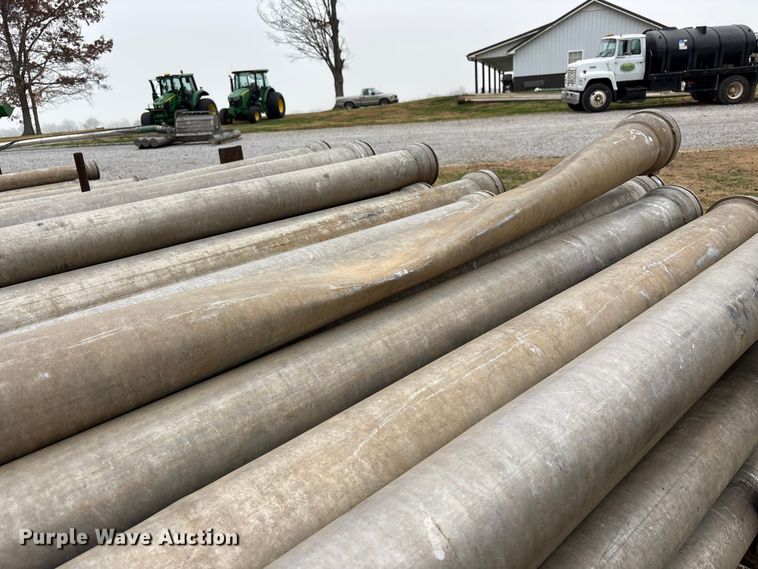 image for item DT4597 Approximately 95 pieces of irrigation pipe