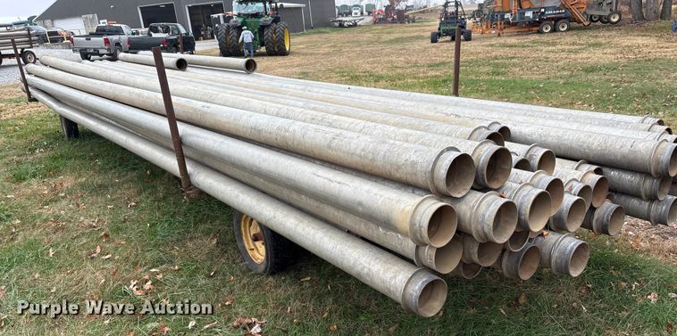 image for item DT4597 Approximately 95 pieces of irrigation pipe