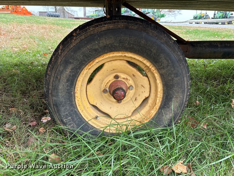 image for item DT4597 Approximately 95 pieces of irrigation pipe