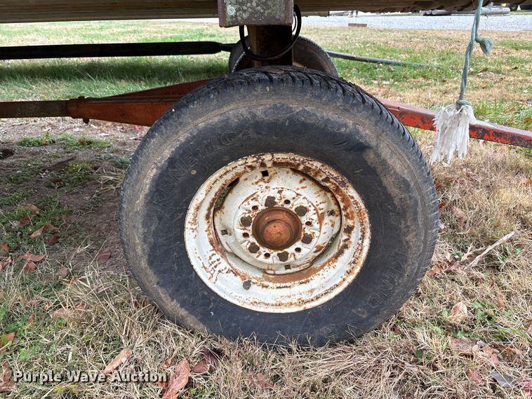 image for item DT4597 Approximately 95 pieces of irrigation pipe