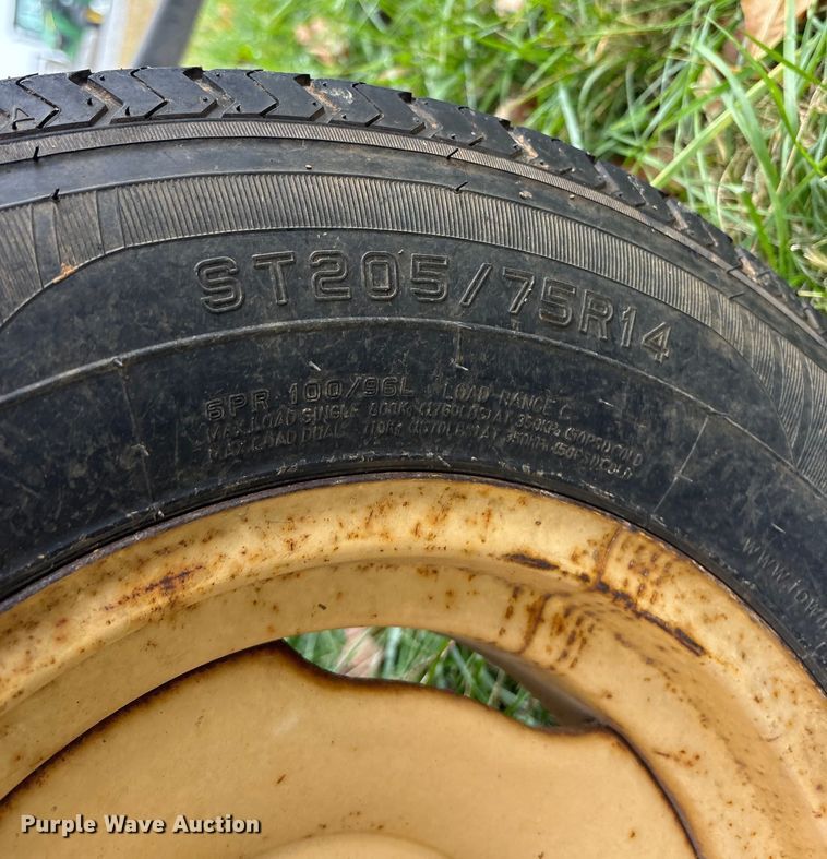 image for item DT4597 Approximately 95 pieces of irrigation pipe