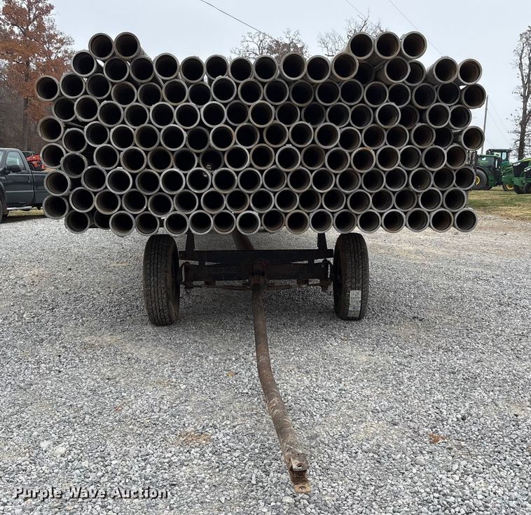 image for item DT4598 Approximately 140 pieces of irrigation pipe