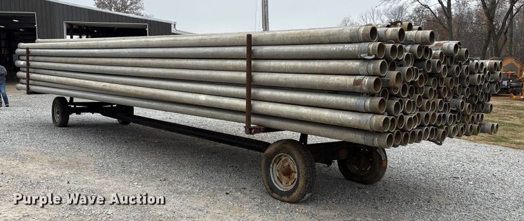 image for item DT4598 Approximately 140 pieces of irrigation pipe