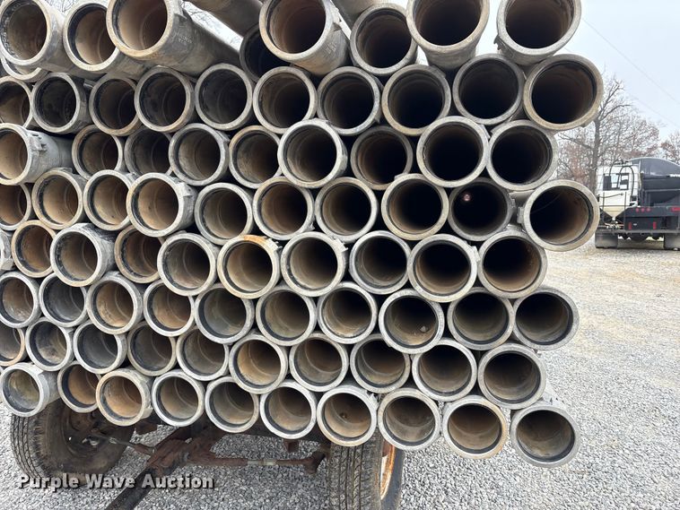 image for item DT4598 Approximately 140 pieces of irrigation pipe
