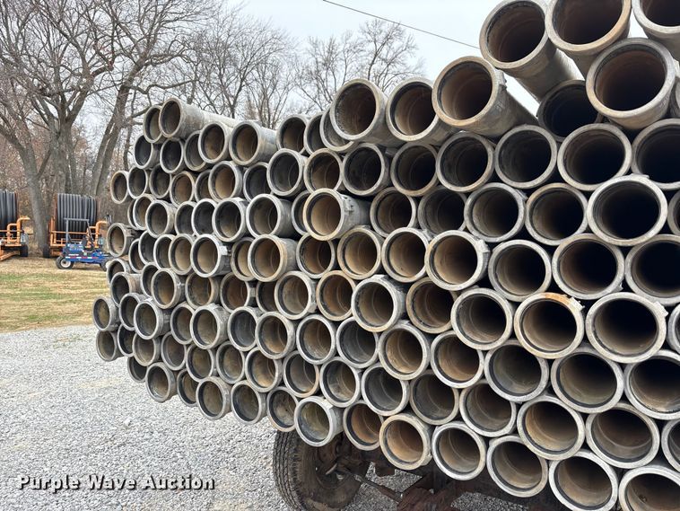 image for item DT4598 Approximately 140 pieces of irrigation pipe