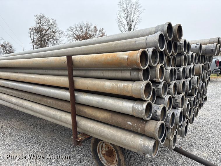 image for item DT4598 Approximately 140 pieces of irrigation pipe