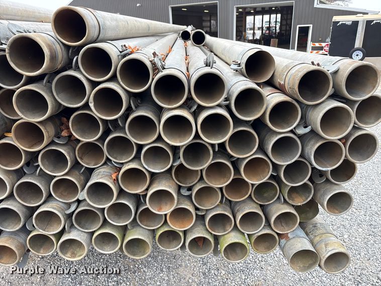 image for item DT4598 Approximately 140 pieces of irrigation pipe