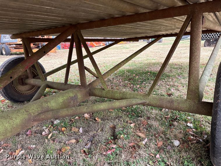 image for item DT4599  Approximately 55 pieces of irrigation pipe