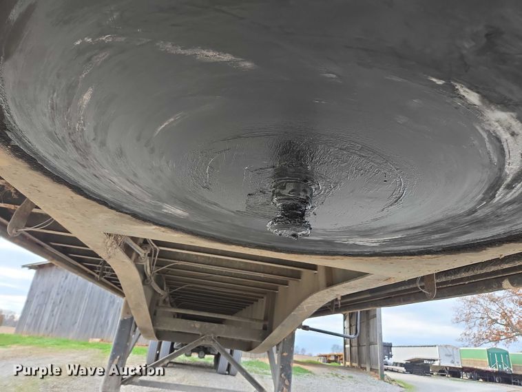 image for item DT4606 Wade WHT48FT side curtain trailer