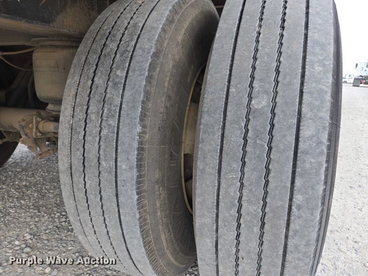 image for item DT4607 2019 Wade WHT45FT side curtain trailer