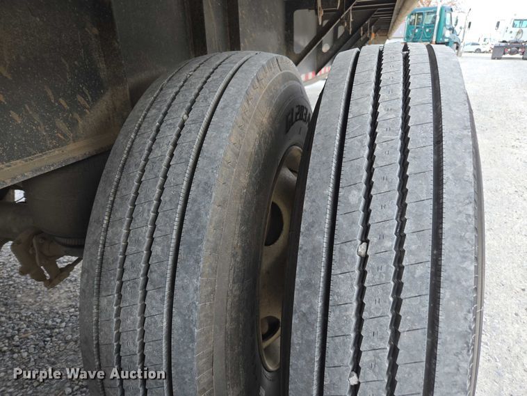 image for item DT4607 2019 Wade WHT45FT side curtain trailer