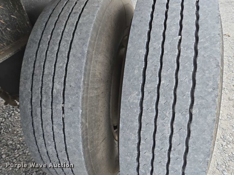 image for item DT4608 2022 Wade WHT45FT side curtain trailer