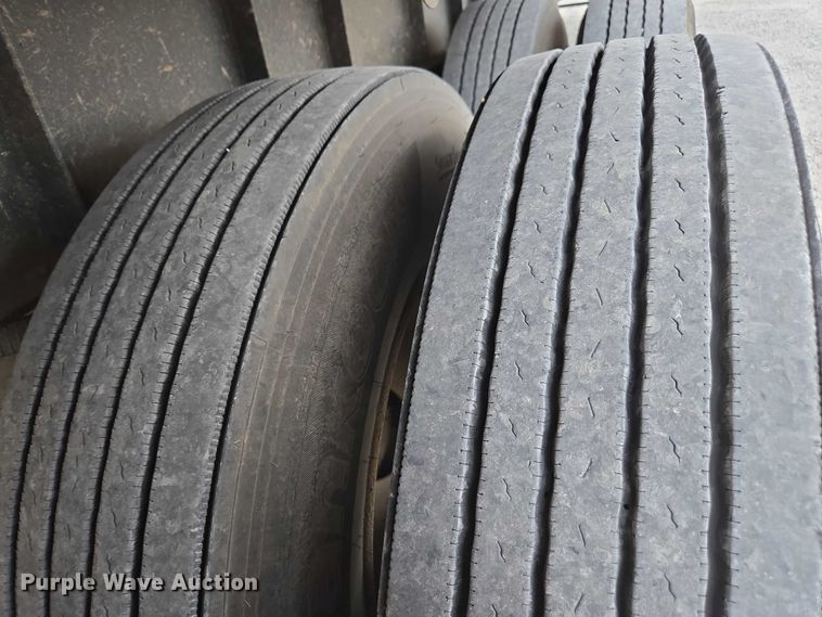 image for item DT4608 2022 Wade WHT45FT side curtain trailer