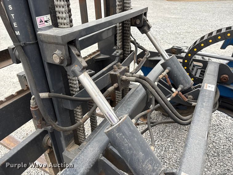 image for item DT4616 2004 Princeton PB50 forklift