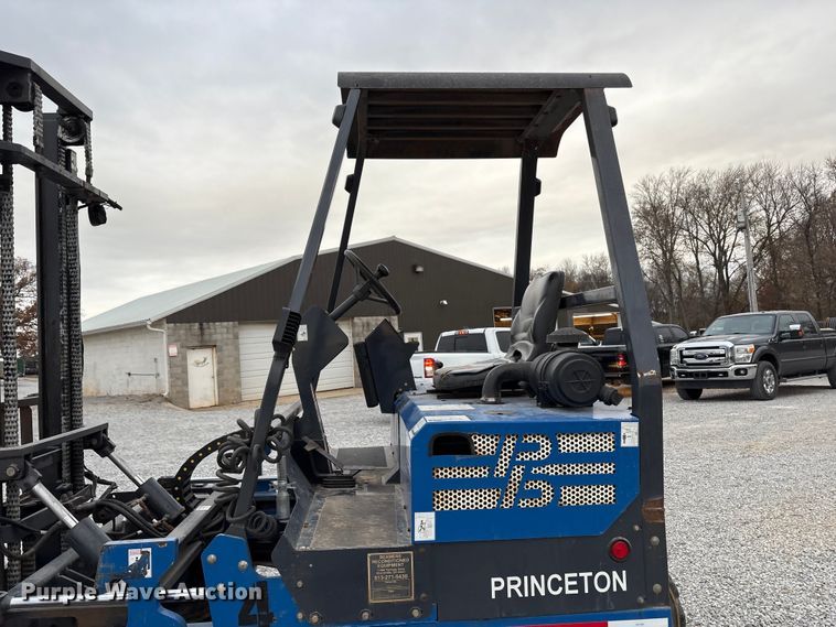 image for item DT4616 2004 Princeton PB50 forklift