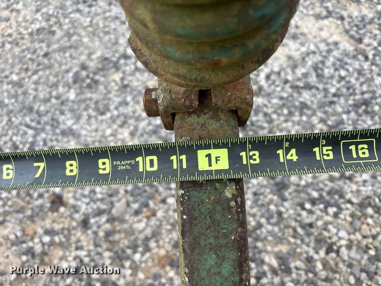 image for item DT4619 John Deere 310 chisel