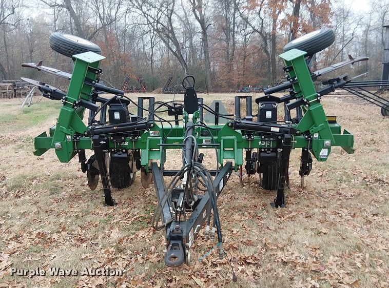 image for item DT4620 Unverferth in-line ripper