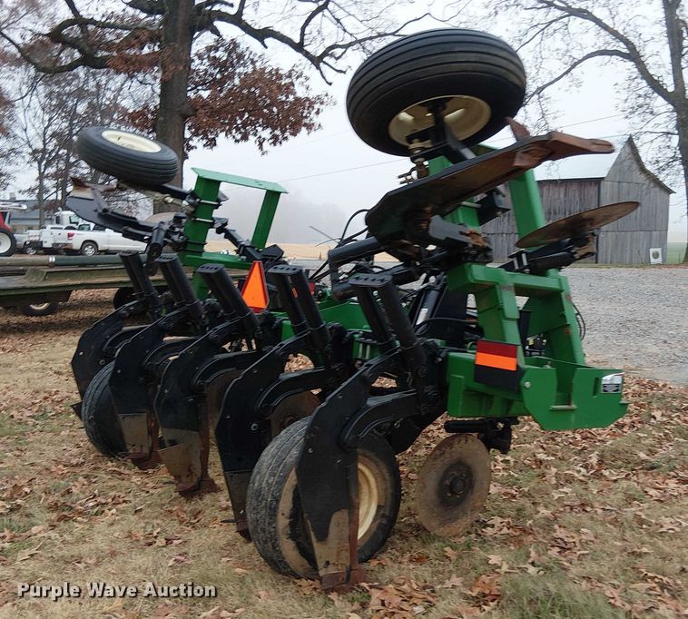 image for item DT4620 Unverferth in-line ripper