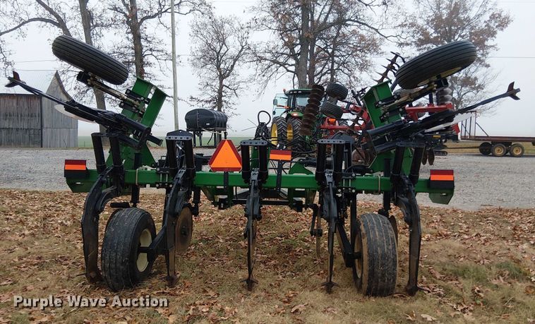 image for item DT4620 Unverferth in-line ripper