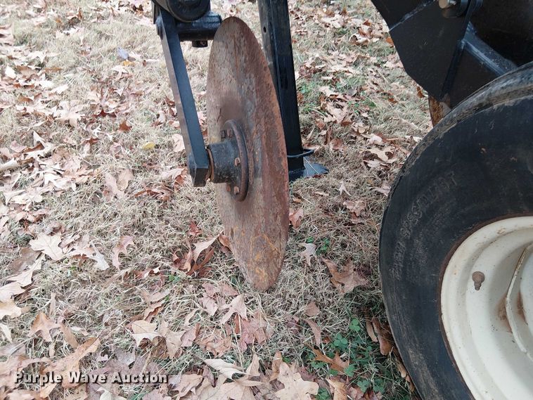 image for item DT4620 Unverferth in-line ripper