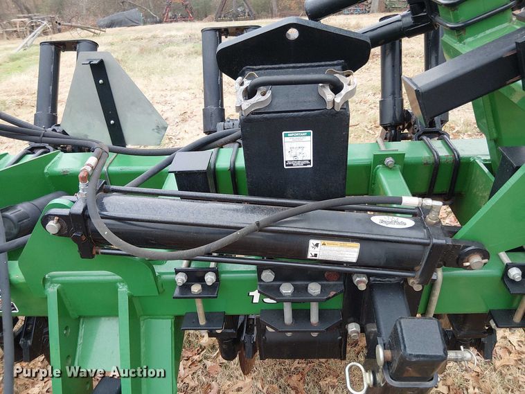 image for item DT4620 Unverferth in-line ripper