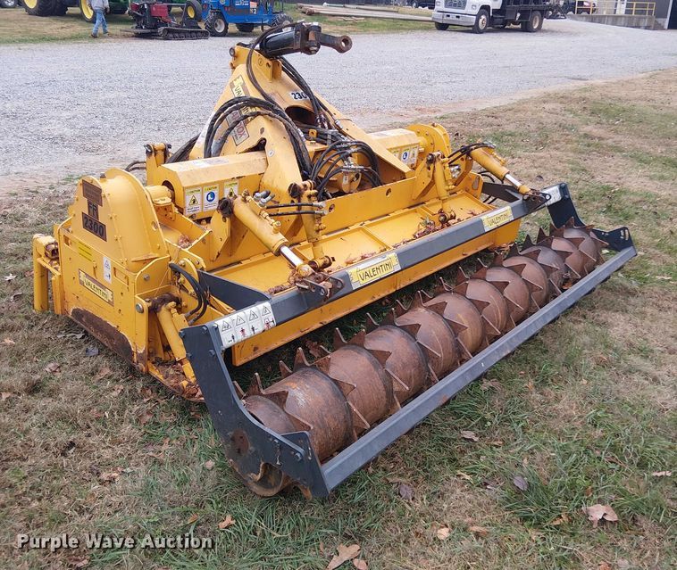 image for item DT4622 2020 Valentini 2300 rock crusher