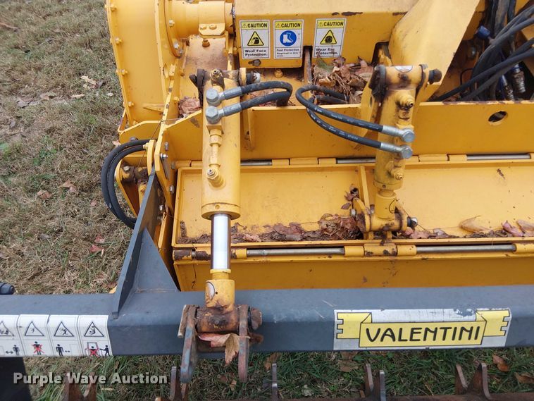 image for item DT4622 2020 Valentini 2300 rock crusher