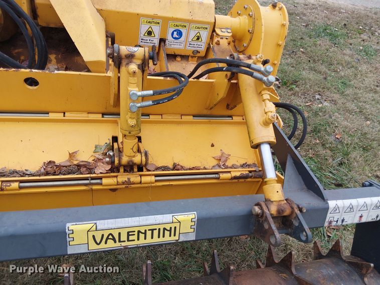 image for item DT4622 2020 Valentini 2300 rock crusher