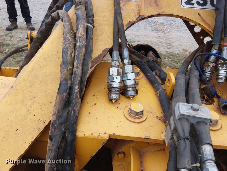 image for item DT4622 2020 Valentini 2300 rock crusher