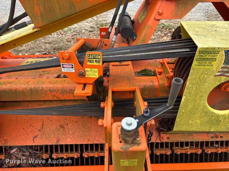 image for item DT4624 2018 Northwest Tillers DR-HC-120-SC-TURF tiller