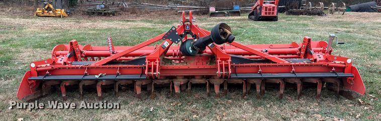 image for item DT4625 Kuhn HR4530 power harrow