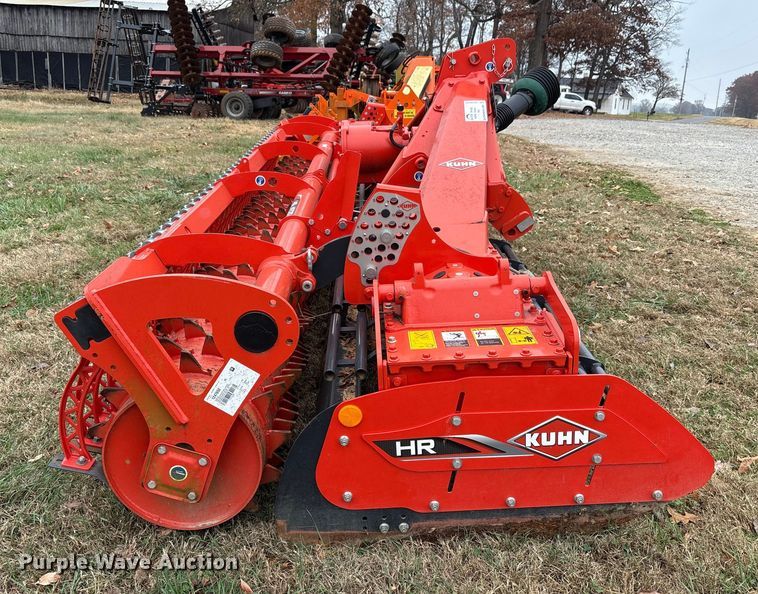 image for item DT4625 Kuhn HR4530 power harrow
