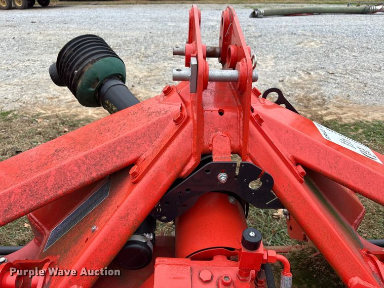 image for item DT4625 Kuhn HR4530 power harrow