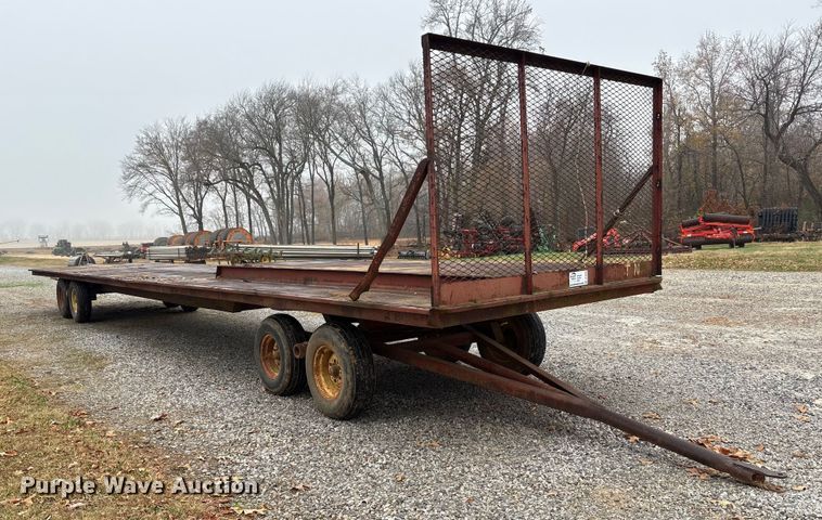 image for item DT4626 Hay bale trailer