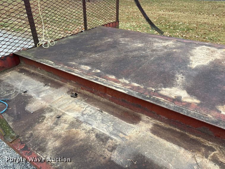 image for item DT4626 Hay bale trailer