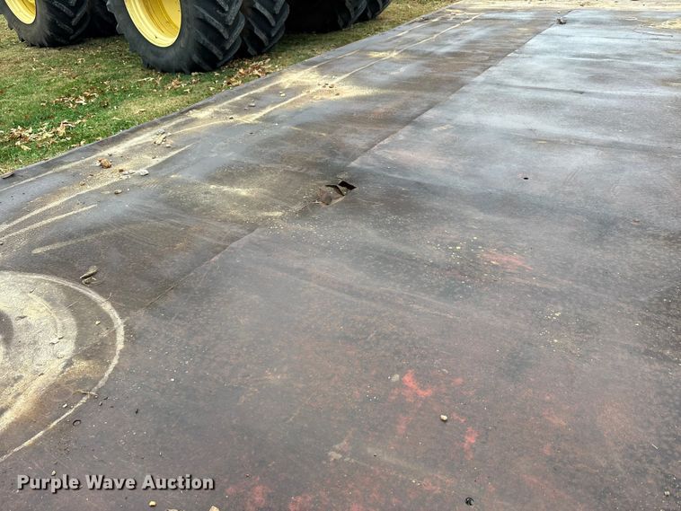 image for item DT4626 Hay bale trailer