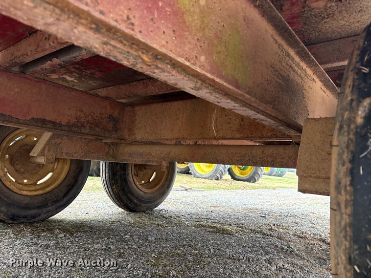 image for item DT4626 Hay bale trailer
