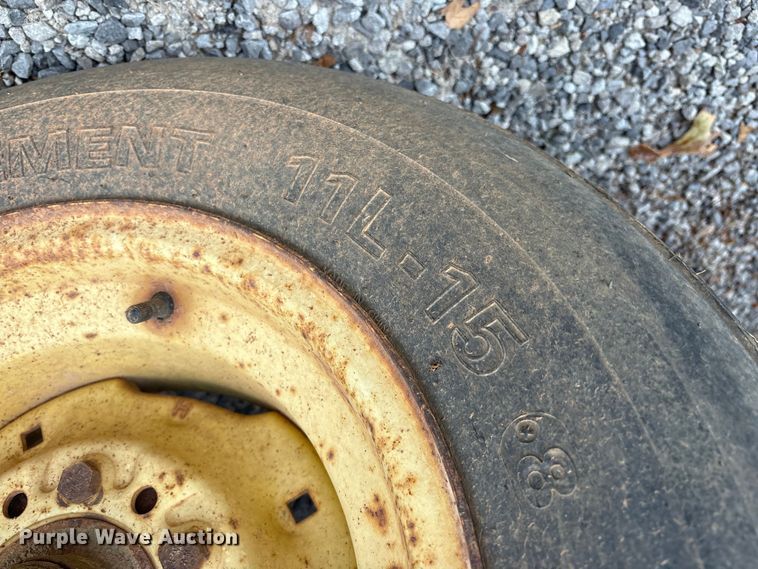 image for item DT4626 Hay bale trailer