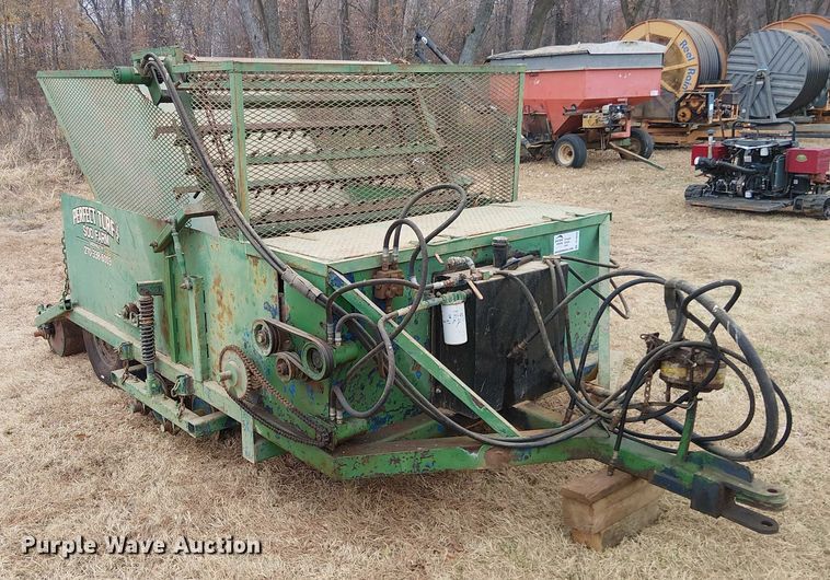 image for item DT4630 Shop built sprig planter